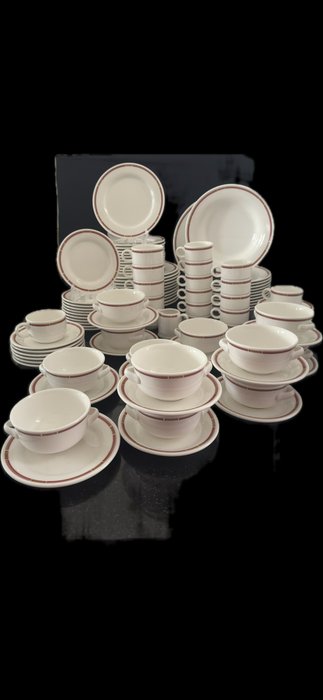 Villeroy & Boch - Service de table pour 12 (79) - Porcelaine