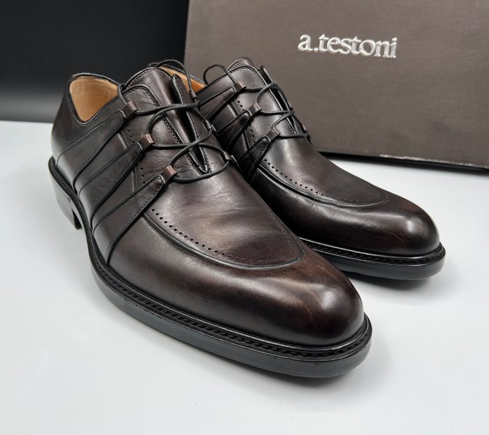 A. Testoni - Lace-up shoes - Size: UK 8