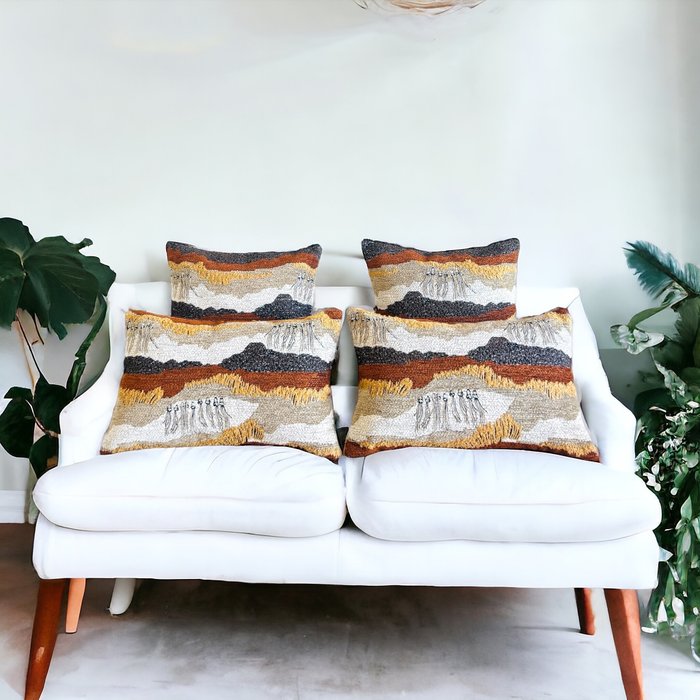 (4) Set of Four Exclusive Series of Velvet Cushions - Cushion - 40 cm