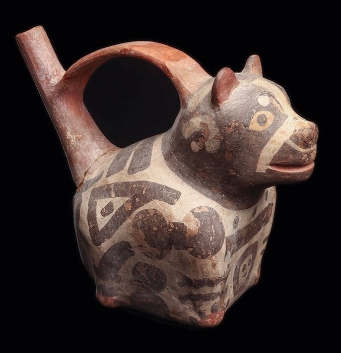 Cultura pré-colombiana Tiahuanaco - cachorro sentado - Peru - Barro/Cerâmica Navio