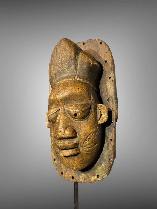 Maske, Yoruba - Yoruba-Maske aus Nigeria - Yoruba - Nigeria
