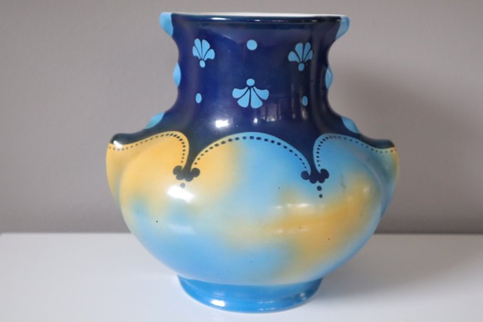 Societe ceramique Maastricht - Vase (1) -  J.V. 313C26  - Ceramic