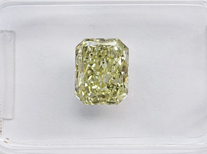 Diamante - 1.51 ct - Retangular - Amarelo claro - SI2