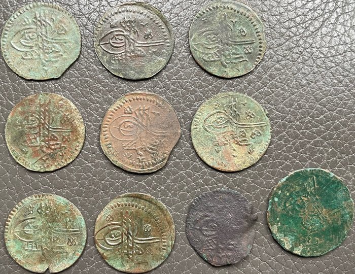 Ottomaanien valtakunta, Turkki. II. Süleyman & Abdülaziz. Copper Mangirs and 4 Para (10 coins) AH 1099 & 1277  (Ei pohjahintaa)