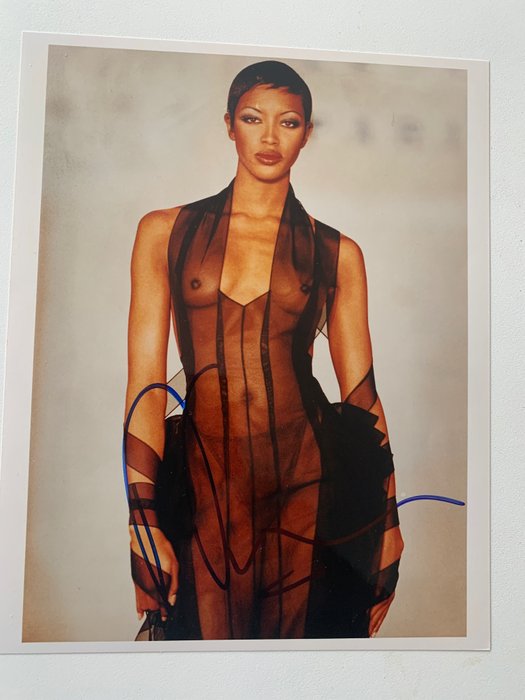 Naomi Campbell - Supermodel - Lot of 2 - one with signature, COA