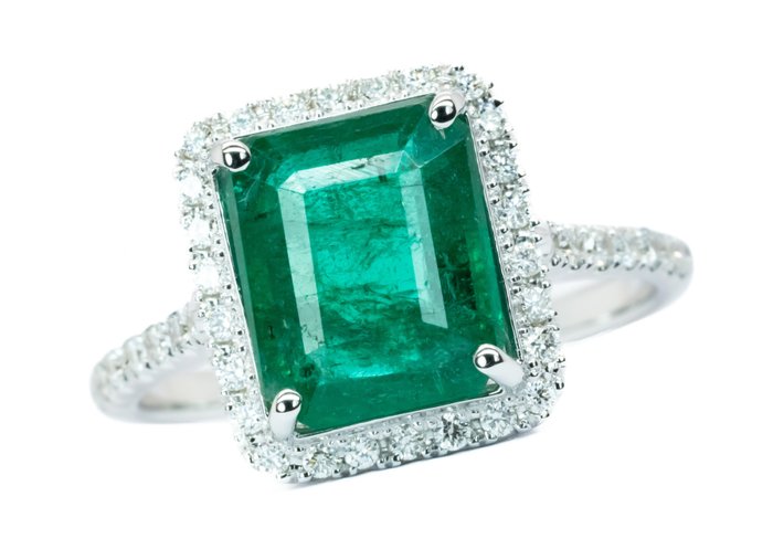2.48 ct Vivid/Deep Green (Zambian) Emerald & VS Diamonds - Ring - Hvidguld 