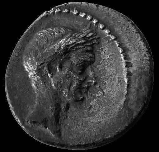 Rooman tasavalta. Julius Caesar. Denarius 43 BC - L. Flaminius Chilo