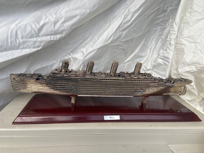 Γλυπτό, Titanic argento 925 lunghezza cm 77  peso kg 1,982 - 20 cm - 