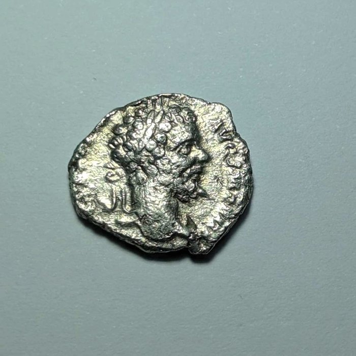 Romerska riket. Septimius Severus (AD 193-211). Denarius - Minerva