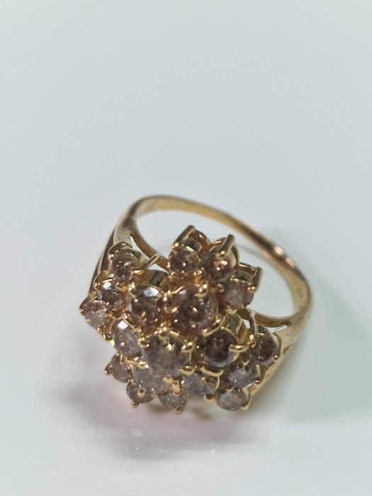 Cocktail-ring Gult guld Diamant  (Natural) - Diamant 