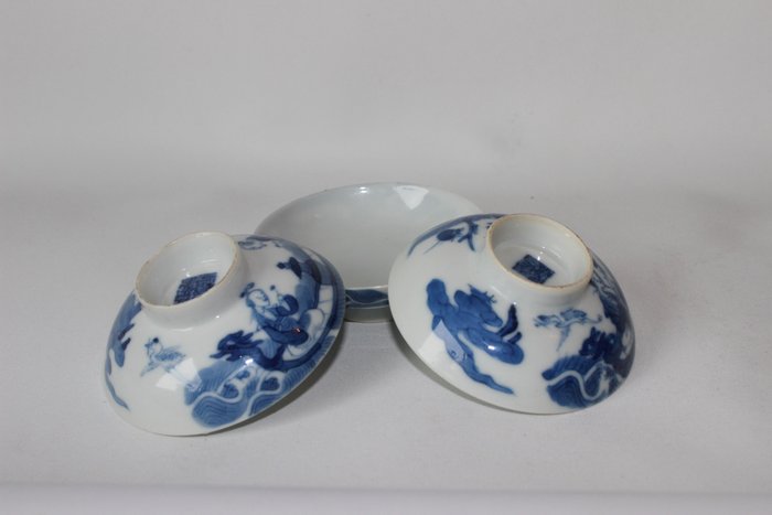 Cup and saucer - 3 lage kommetjes - Porcelain