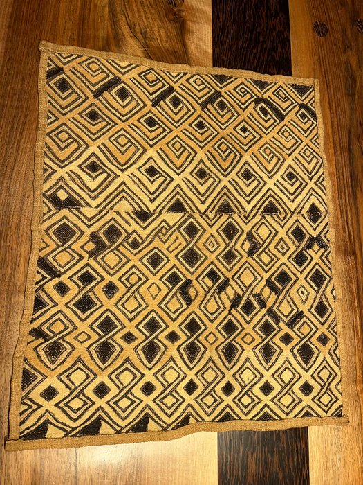 Textil – 62 cm - Zentralafrikanische Republik