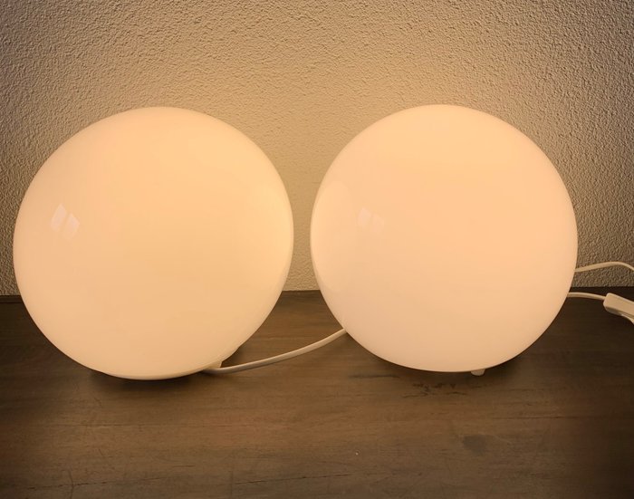 Ikea - Lampada da tavolo (2) - Fado - Vetro