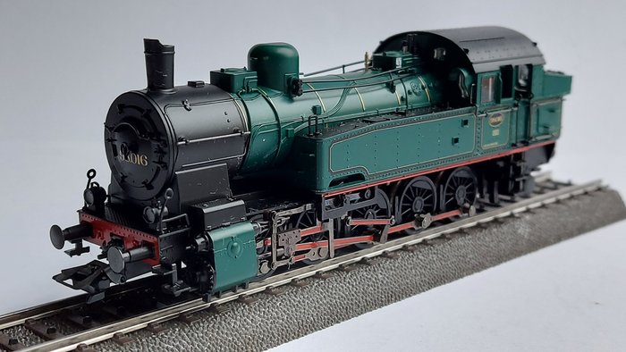 Märklin H0 - 37163 - Locomotora-ténder (1) - Locomotora de vapor tierna para tren de mercancías serie 98 (antigua serie 94.5) - NMBS