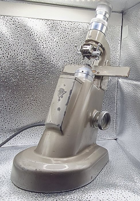 Mikroskooppi Frontifocometro manuale