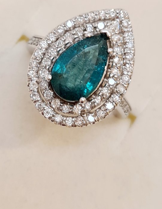 Ring Vittguld Smaragd - Diamant