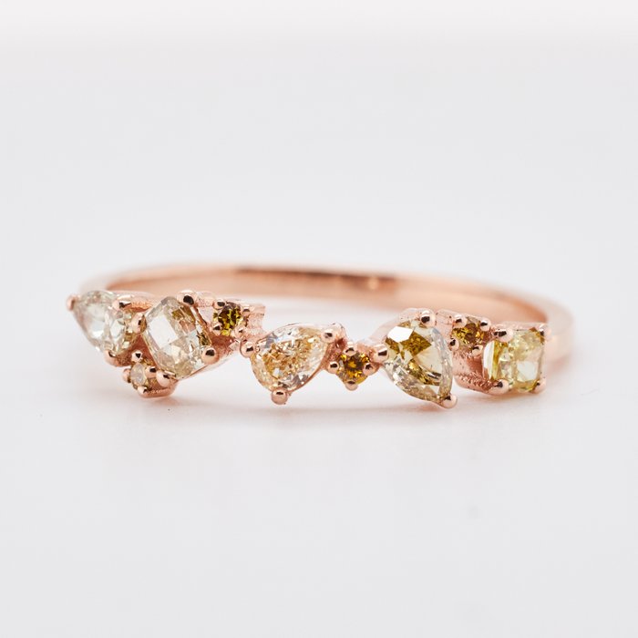 No Reserve Price - 0.64 tcw - Light to Fancy Mix Yellow - 14 carati Oro rosa - Anello Diamante