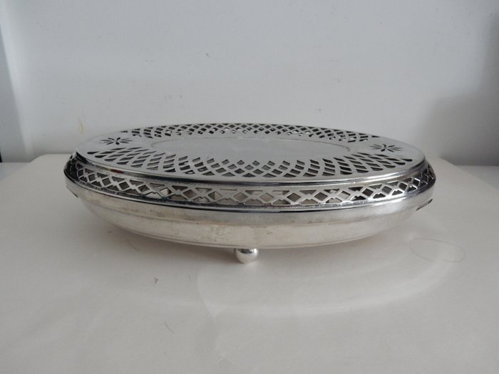 盘子 - 非常漂亮的 Christofle 风格镂空食物加热器/中心装饰品，具有非常罕见的机制