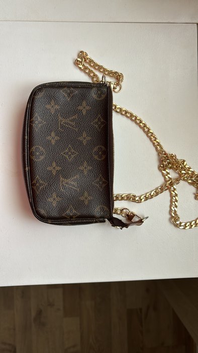 Louis Vuitton - Clochette - 挎包