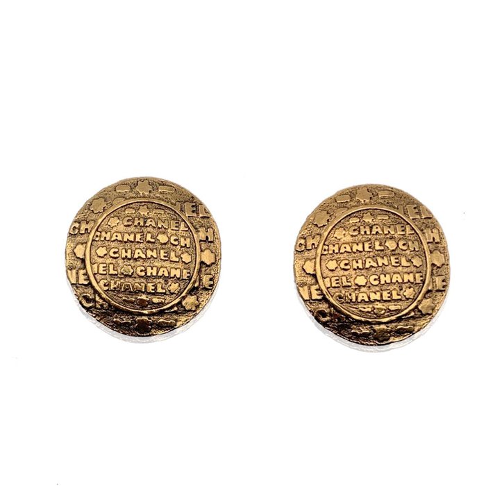 Chanel - Vintage Gold Metal Round Embossed Clip On Earrings - Ohrringe