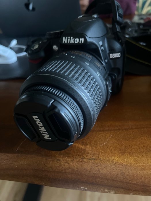 Nikon D3100 + AF-s 18-55mm f4.5-5.6 VR Fotocamera reflex digitale (DSLR)
