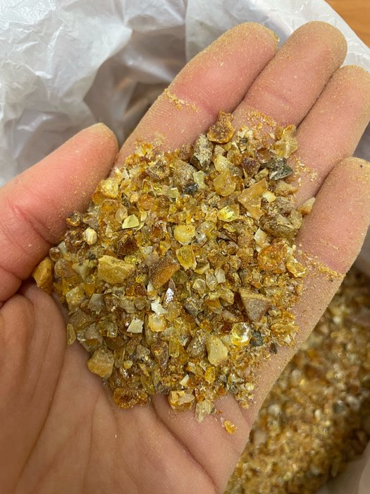 Amber 粗糙 - 高度: 1 mm - 闊度: 2 m- 1600 g - (1600)