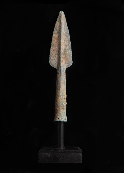 Lorestan Bronze Speerspitze mit Sockel