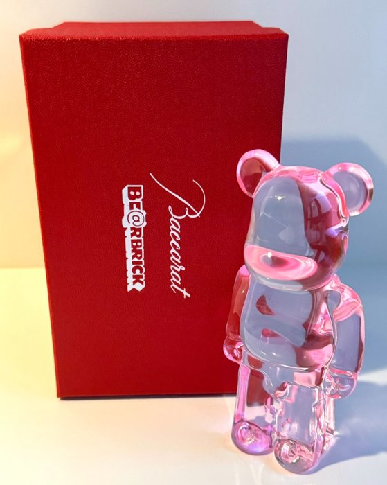 Medicom Toy Bearbrick in Baccarat Pink Crystal with Box - Figure - Cristal
