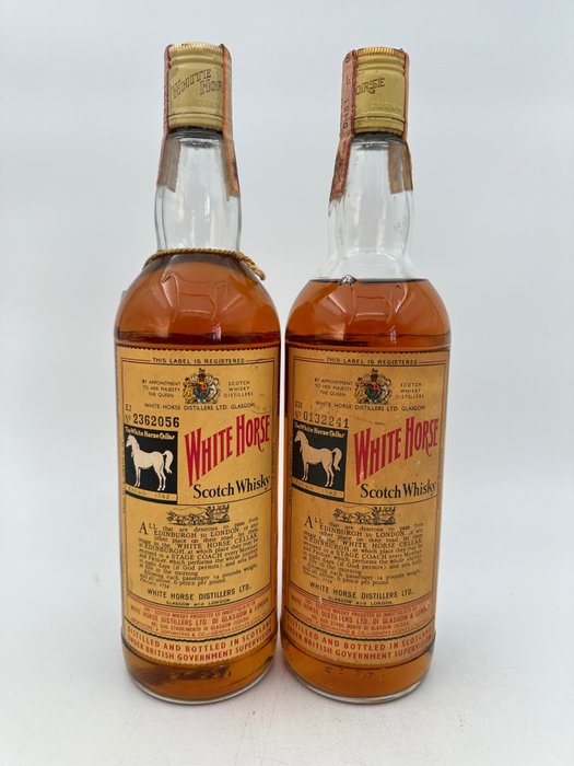 White Horse  - b. Ende der 1960er, Anfang der 1970er Jahre - 75 cl - 2 bottles