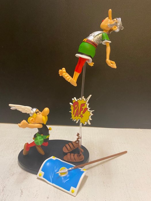 Asterix - Astérix et le légionnaire PAF !! 27 cm. - 1 塑像 - 2021