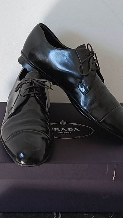 Prada - Zapatos con cordones - Tamaño: Shoes / EU 42