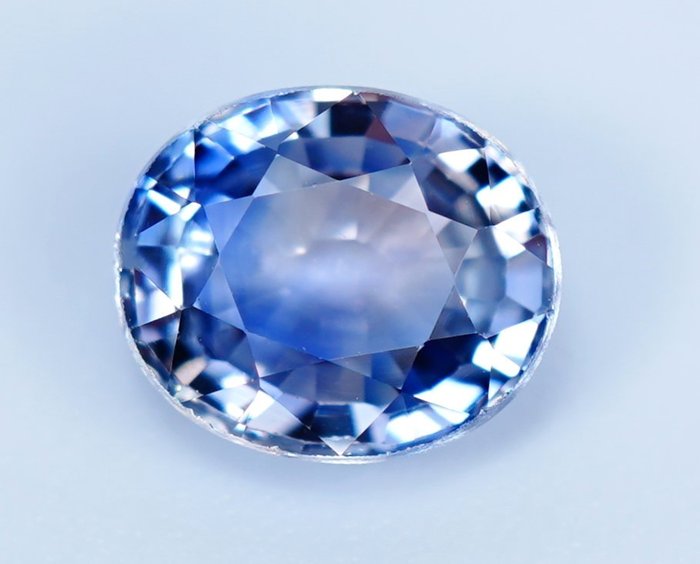 Light Blue ( Uneven ) Sapphire - 1.02 ct