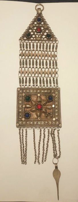 Under en del av ett parur - Silver låg titel - Afghanistan - 1900-talet