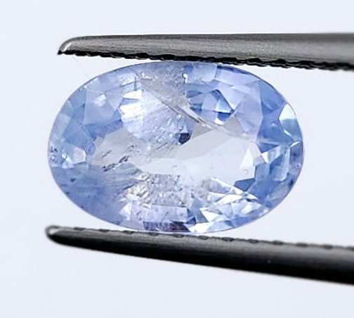 soft blue Sapphire - 1.71 ct