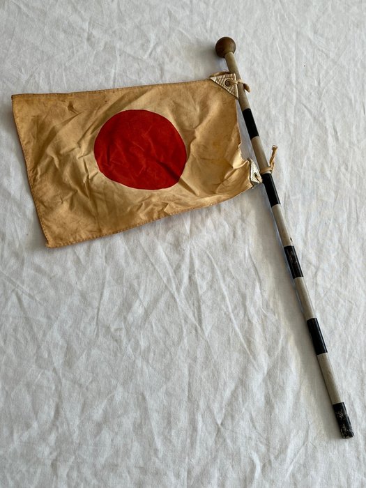 Vecchio esercito imperiale giapponese - Bandiera del Sol Levante Hinomaru da tenere in mano con asta - Bandiera