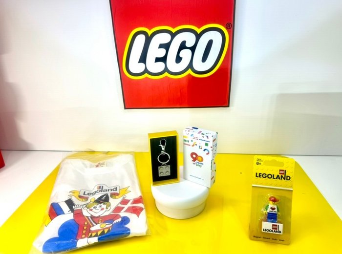 LEGO - Promotional - Legoland Lego Wear TShirt 1988 S size Keychain 90 anniversary, Legoland Boy Magnet limited edition - 2010-2020