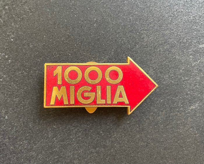 Emblem - Flli.Lorioli (Milano) - Distintivo con Asola 1000 Miglia - 1949