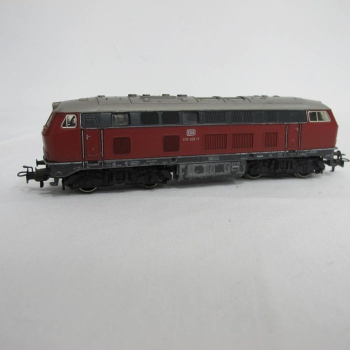 Märklin H0 - 3075 - Diesellokomotiv (1) - BR 216 025-7 - DB