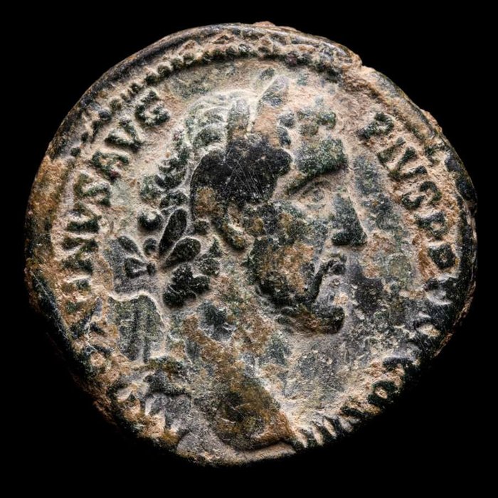 Römisches Reich. Antoninus Pius (138-161 n.u.Z.). As Minted in Rome 143-144 A.D. IMPERATOR II, two ancilia (shields); S-C across fields, ANCILIA in