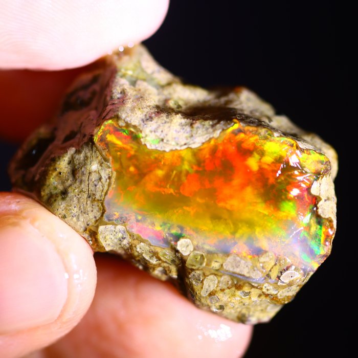 54,1 ct - Opal de cristal - Stare brută- 10.82 g