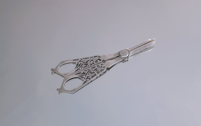William Hutton & Sons - London - Grape scissors - .925 silver