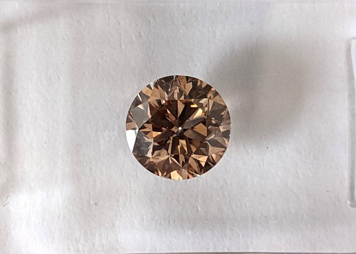 Diament - 1.00 ct - okrągły - fantazyjny żółtawo-brązowy - SI1 (z nieznacznymi inkluzjami), No Reserve Price