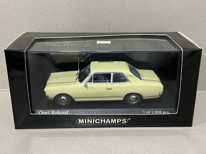 Minichamps 1:43 - 1 - Miniatura de carro de corrida - Opel Rekord - Edição limitada 1 de 1.008 unidades.