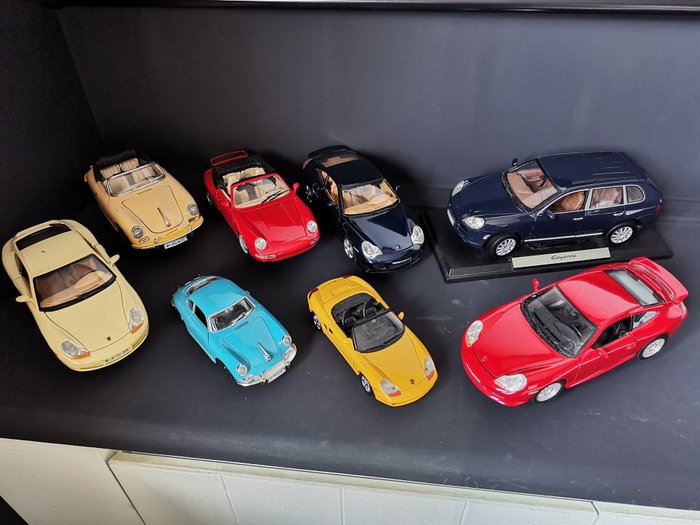 Divers 1:18 and 1:24 - 模型車 - Porsche diverse stradali