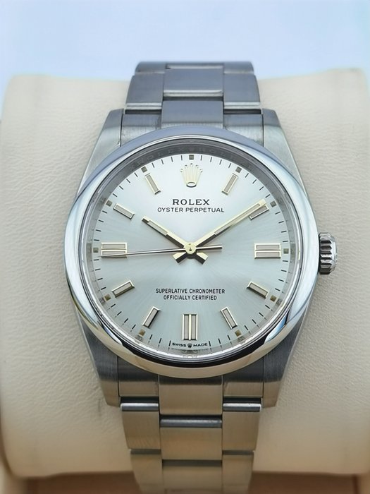 Rolex - Oyster Perpetual - Black Dial with Pink Markers - 126000 - Unisex - 2011-nå