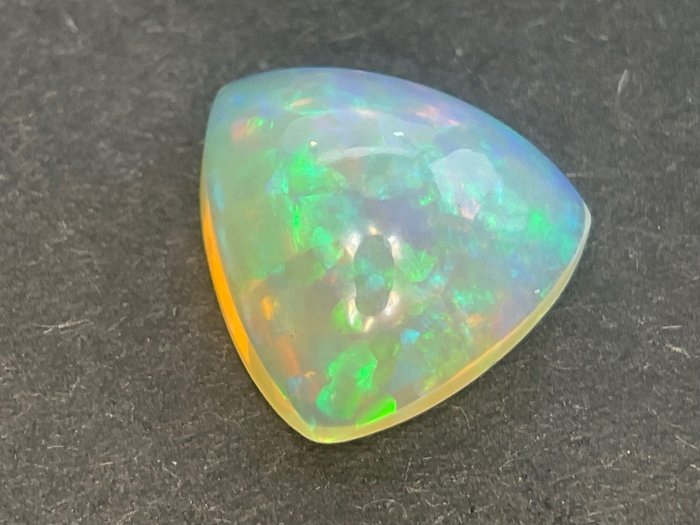 licht geeloranje Kristal opaal - 2.51 ct