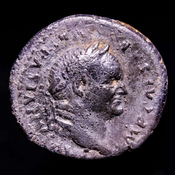 Römisches Reich. Vespasian (69-79 n.u.Z.). Denarius minted in Rome, A.D. 77-78. . COS - VIII Helmeted Mars, nude but for chlamys, standing l