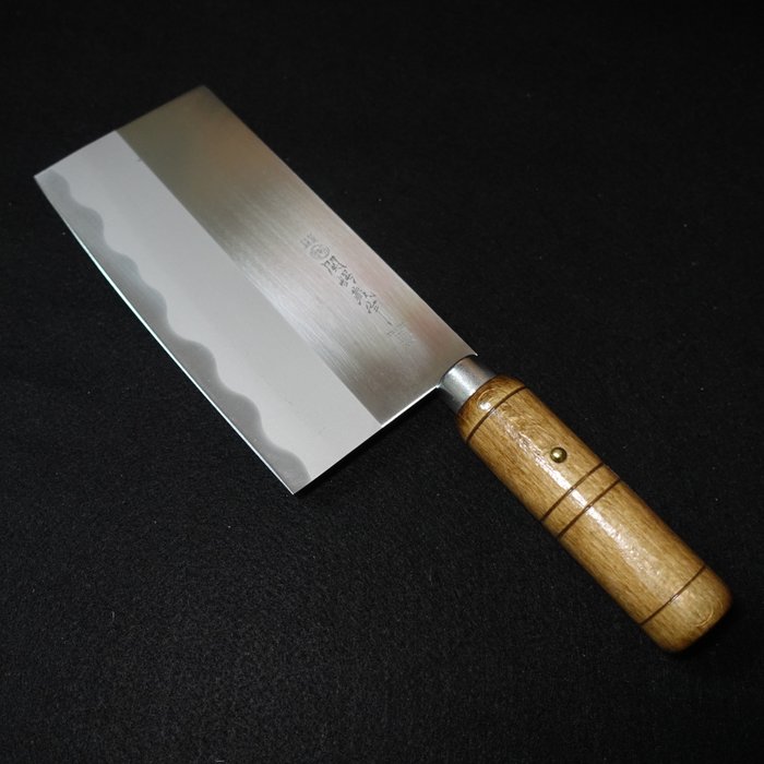 Seki Tsubazo 関鍔蔵 - Keittiöveitsi - Japanissa valmistettu kiinalainen leikkuri -  Muotoiltu japanilaisella miekantekotaiteella - Teräs (ruostumaton) - Japani