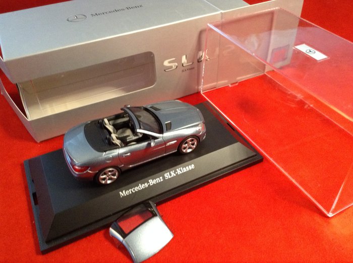 Schuco 1:43 - 1 - 模型賽車 - Mercedes Benz Promotional Modelcar - Audi Box - 參考號#B6 696 0511 - 賓士 SLK 敞篷車 2011 年