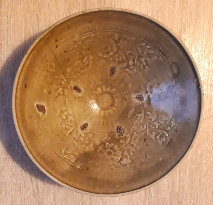 碗 - 非常罕见的锥形碗 - 陶瓷 - 中国 - Jin / Song, 12-13th century